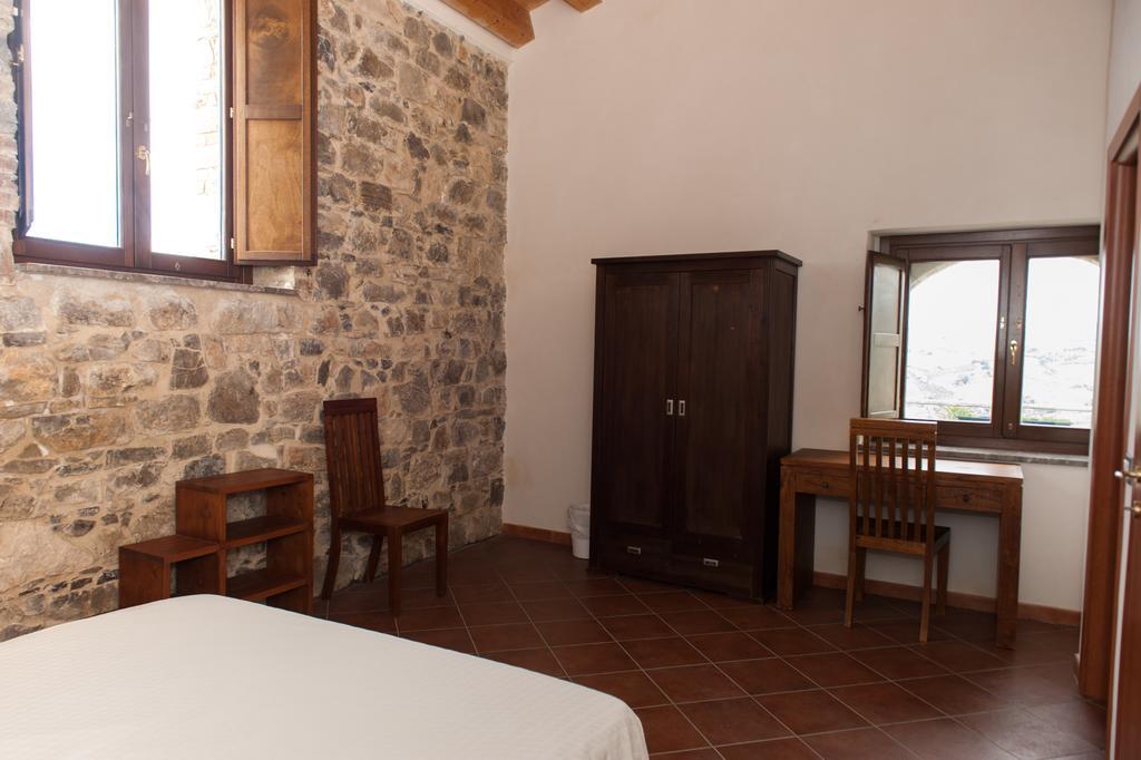 Agriturismo Case Tabarani Collesano Exterior photo
